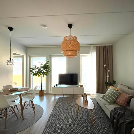White Haven Oulu, + Free Parking * 奥卢